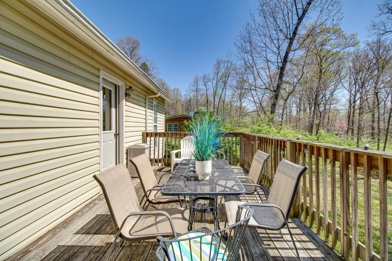 Homey Luray Cabin With Fire Pit And Deck! 외부 사진