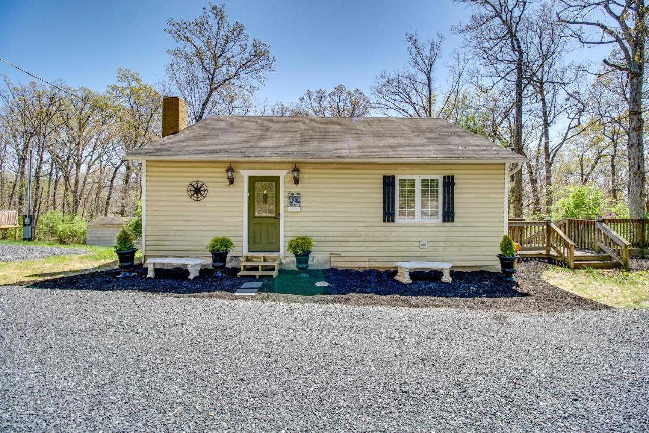 Homey Luray Cabin With Fire Pit And Deck! 외부 사진